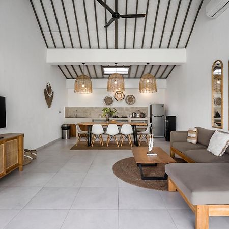 Villa Moju Canggu By Alfred In Bali Экстерьер фото